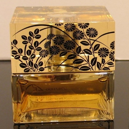 تصویر  ادو پرفیوم زنانه شیسیدو مدل Zen Secret Bloom حجم ۱۰۰ میلی لیتر