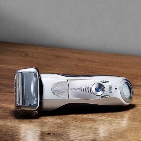 ریش تراش براون مدل ۷۸۹۹cc