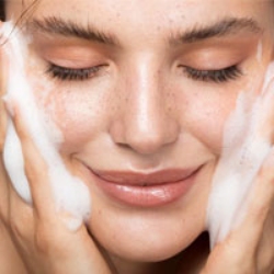 تصویر برای دسته  پن (صابون) صورت و بدن