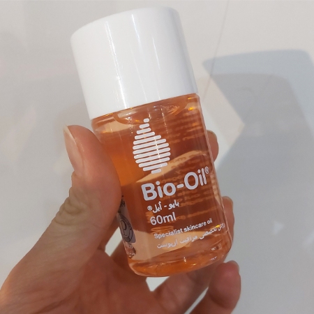 	روغن ترمیم کننده پوست بایو ایل مدل Specialist Skincare حجم 60 میلی لیتر