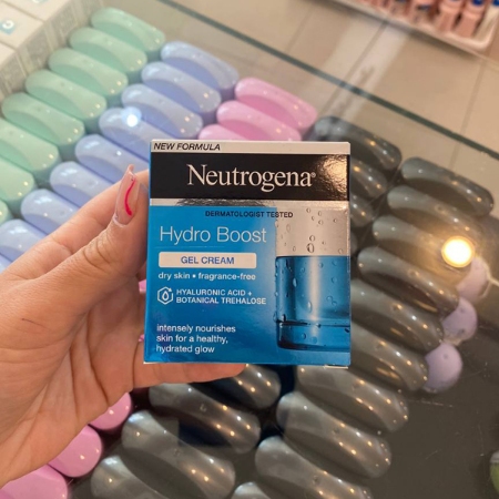 ژل کرم آبرسان نوتروژینا مدل Hydro Boost