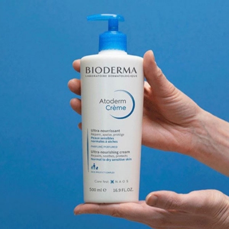 کرم مرطوب کننده و تغذیه کننده بایودرما