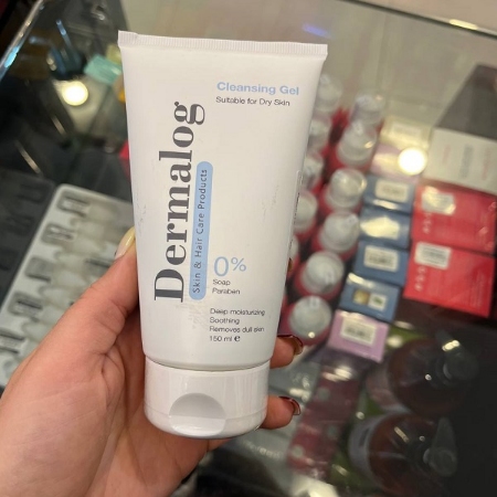 ژل شستشوی صورت درمالوگ مناسب پوست خشک حجم 150 میلی لیتر